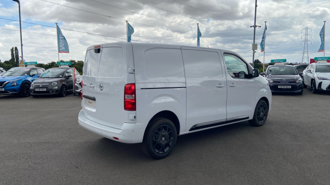 Vauxhall Vivaro L1 Diesel 1.5 Turbo D 120 Pro H1 Van - Image 12